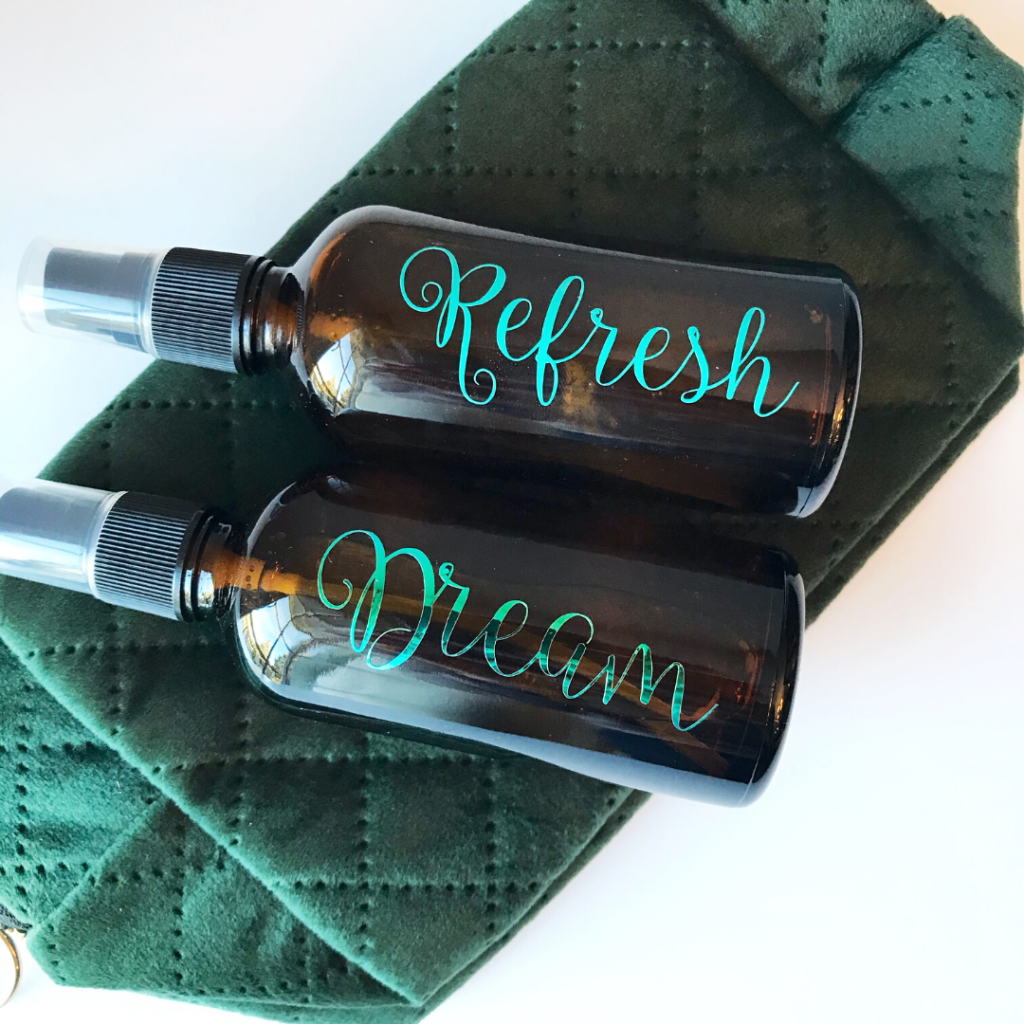 a set of pillow mist to help you fall asleep fast and refresh mist for an uplifting scent