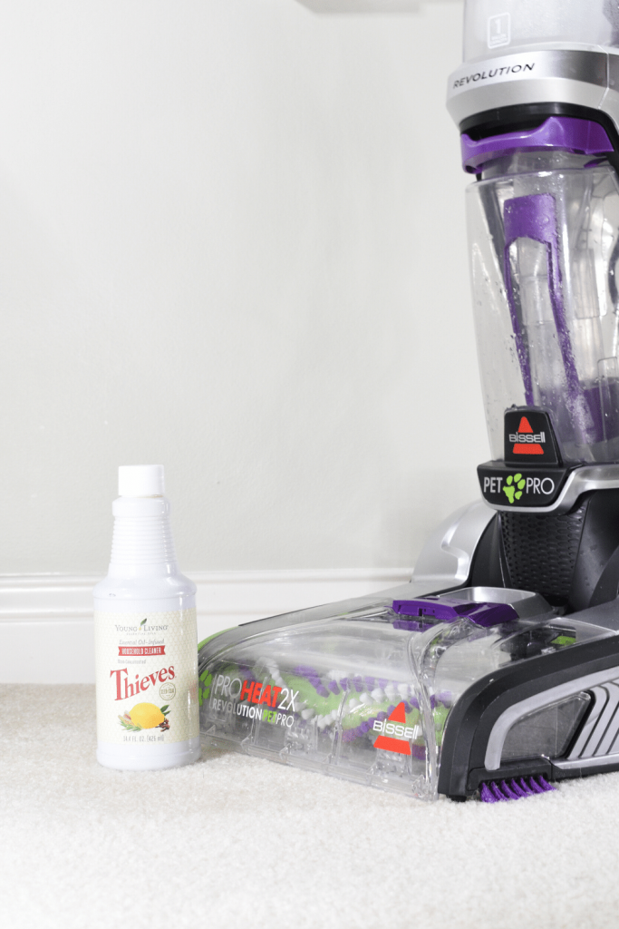 carpet cleaner machine with thieves cleaner